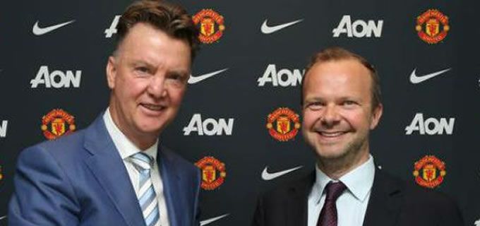 Reporta Van Gaal con el Manchester United 