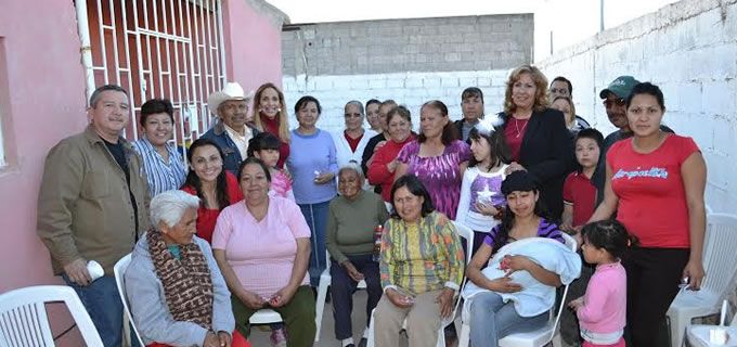 Festeja Teporaca Romero 14 de febrero con vecinos de la Revolución