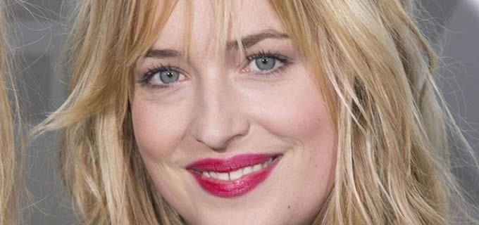 Escenas de sexo en ´Fifty Shades´ fueron un reto para mi: Dakota Johnson