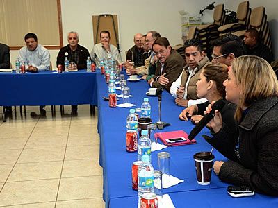 Se reúnen diputados del PAN con productores de Cuauhtémoc