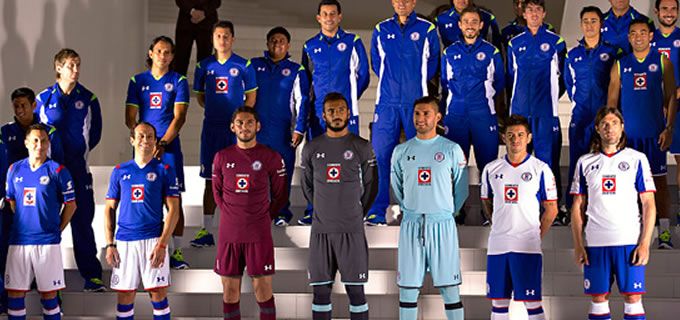 Presenta Cruz Azul nueva piel 