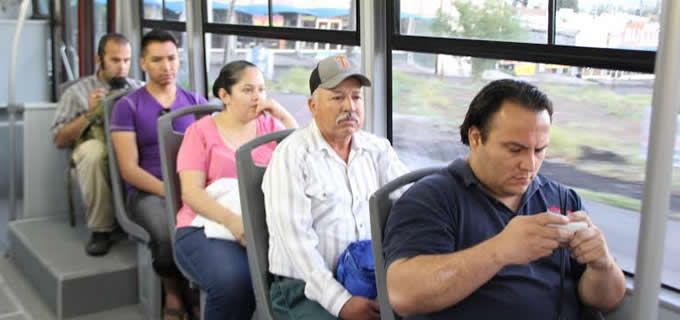 Asegura Transporte que redes sociales del ViveBus van a la alza 