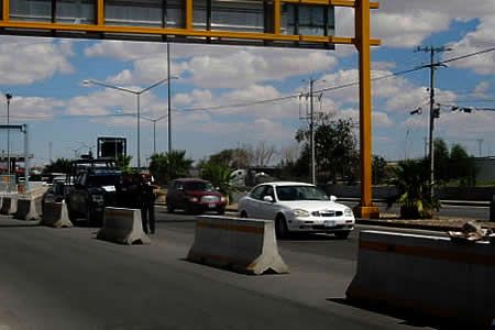 Se manifiesta FDC en puente internacional de Juárez vs TLC