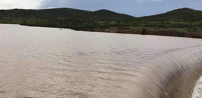 Después de 6 años, se llena presa Las Lajas