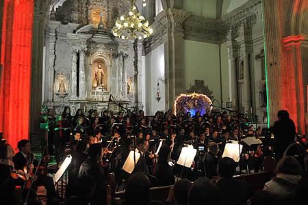 Se presenta OSUACH con ´Alegría Navideña´ en templos de la ciudad