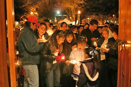 Invitan a pedir posada en corredor comercial de la Calle Victoria