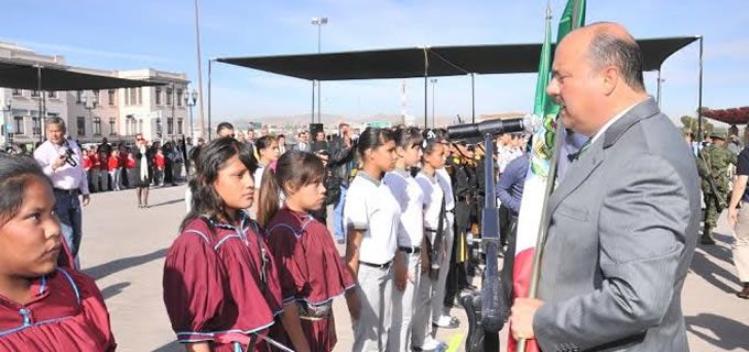 Toma Duarte Juramento a la Bandera a 500 niños