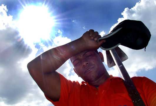 Llama la Secretaría de Salud a extremar precauciones contra el golpe de calor