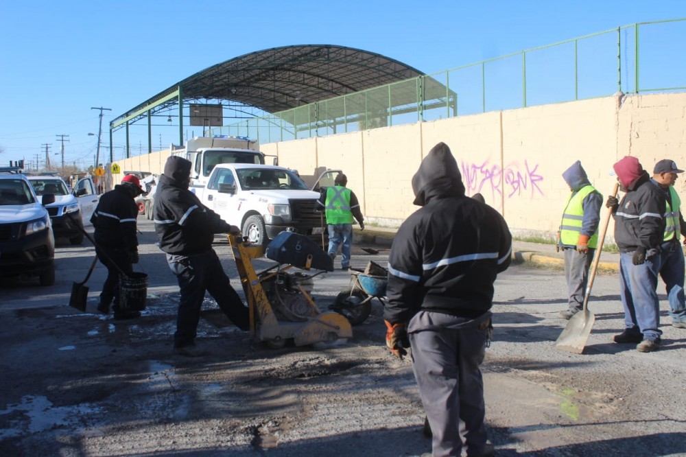 Reparan en Juárez más de 7 mil 400 baches