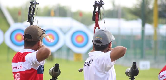 Ganan chihuahuenses oro y plata en tiro con arco