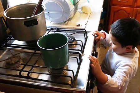 Aumentan accidentes de niños en casa 10% durante vacaciones