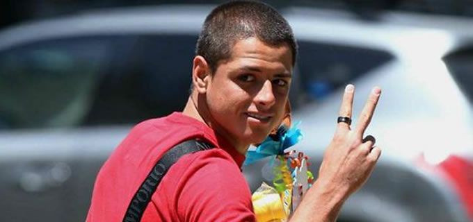 Chicharito dará patada inaugural en juego de Chivas