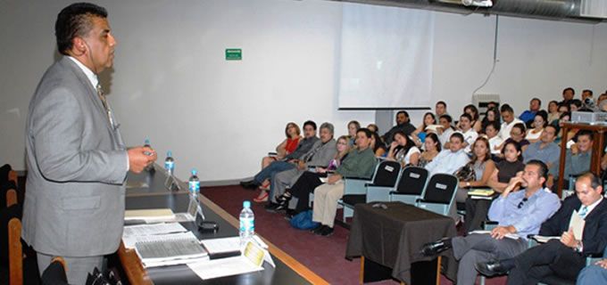 Visitan alumnos de Cuauhtémoc instalaciones  de la Escuela Estatal de Policía 