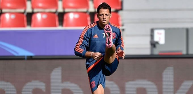 Advierte Chicharito que va por más 