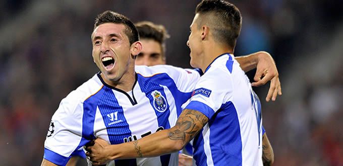 Con gol de Héctor Herrera, Porto gana en previa de la Champions