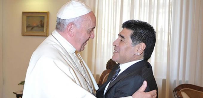 Visita Maradona al Papa Francisco 