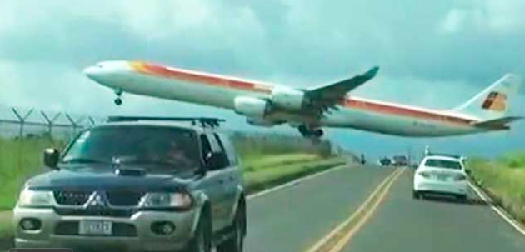 VIDEO: Aterrizaje de un Airbus A340 generó pánico en Costa Rica