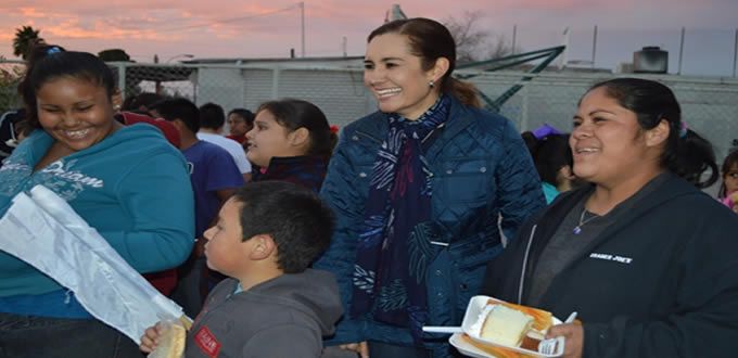 Visita Rocío Reza colonias y zona rural de Chihuahua‏