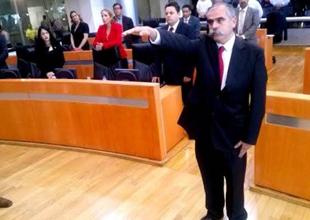 Presentarán amparo vs reelección del presidente de la CEDH