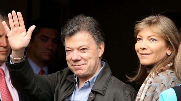  Santos ingresa al hospital para operación de cáncer